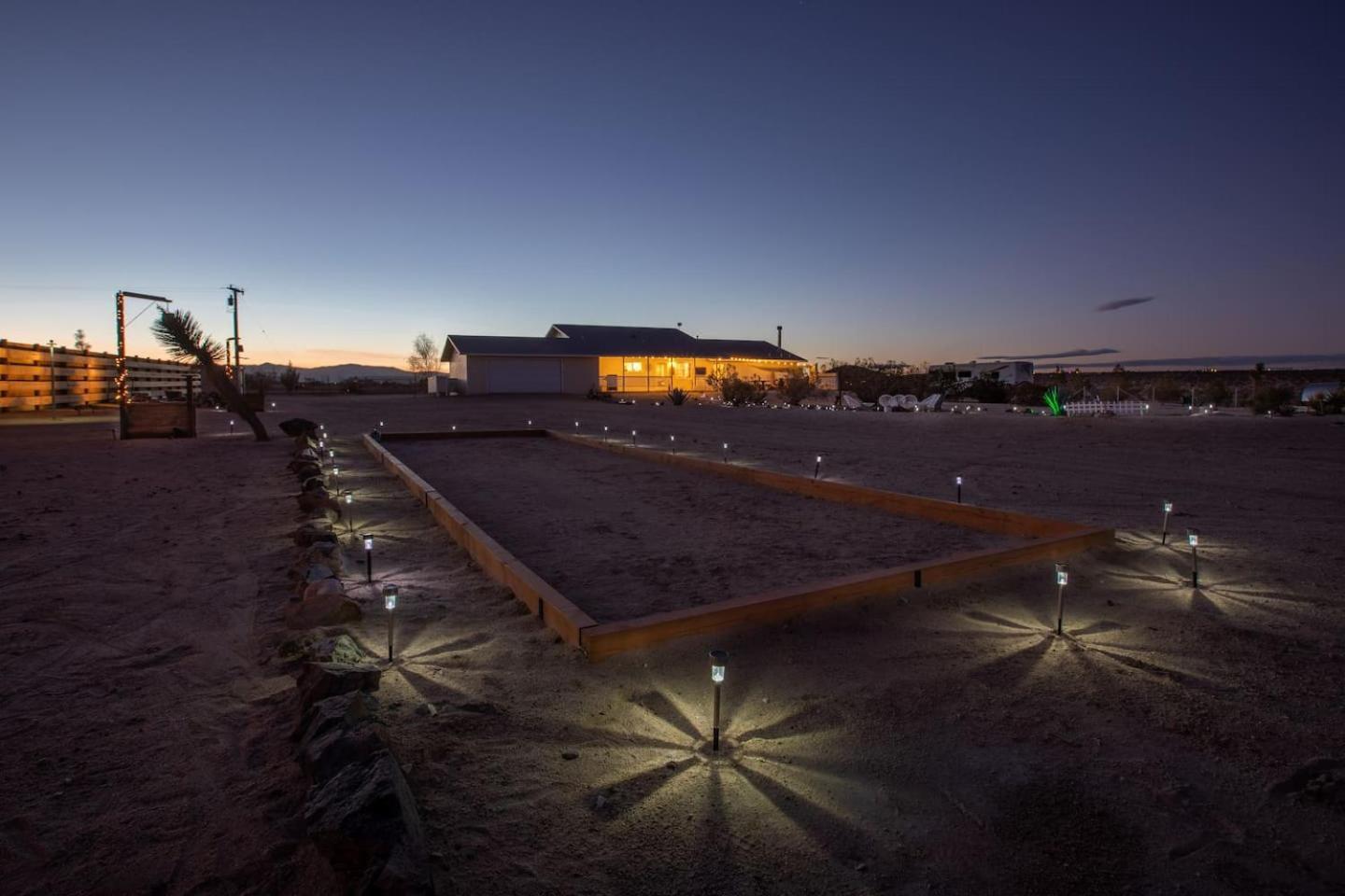 The Ranger Station - Fun Filled Outdoor Oasis! Villa Joshua Tree Bagian luar foto