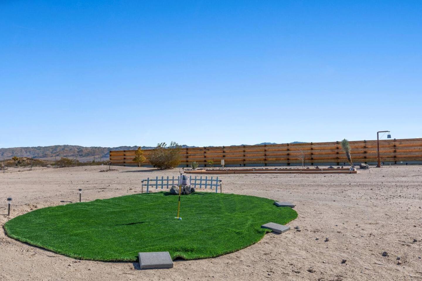 The Ranger Station - Fun Filled Outdoor Oasis! Villa Joshua Tree Bagian luar foto