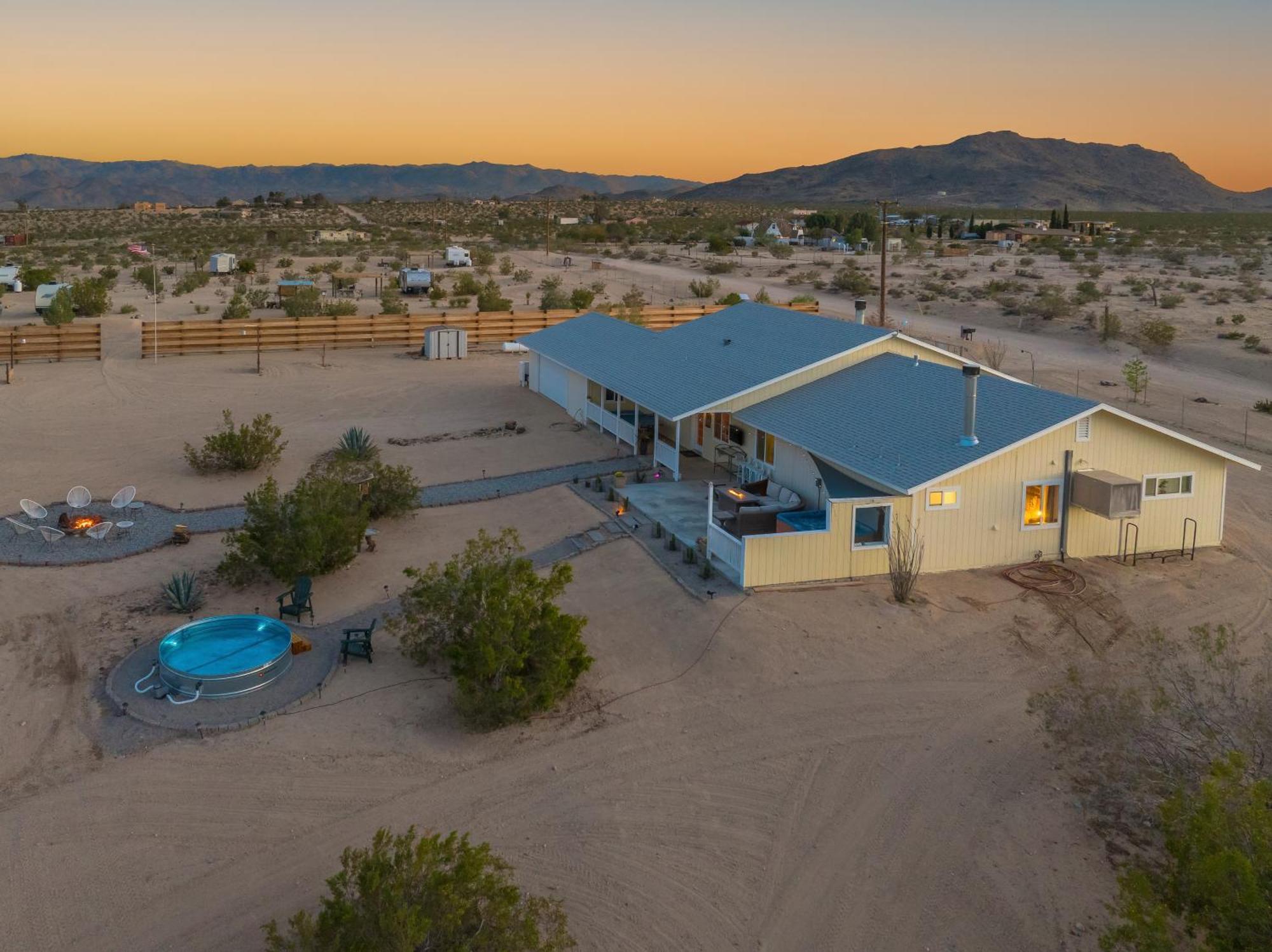 The Ranger Station - Fun Filled Outdoor Oasis! Villa Joshua Tree Bagian luar foto
